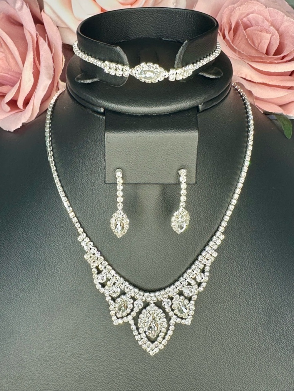SamStyle Crystal Bridal Jewelry Set Necklace Bracelet Earrings NWT